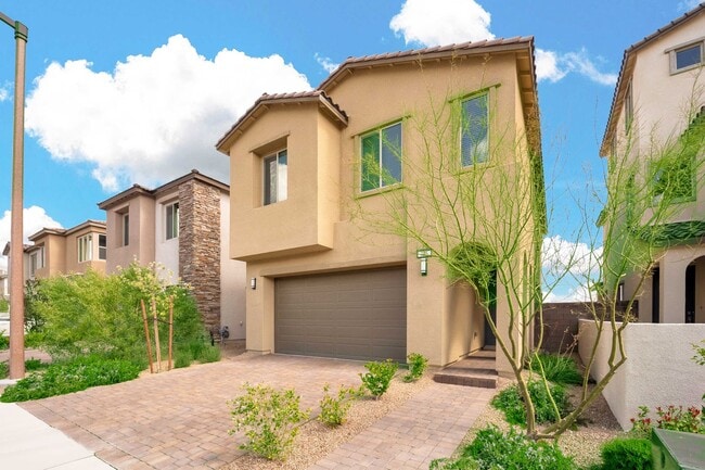 Building Photo - 4bedroom home in Summerlin