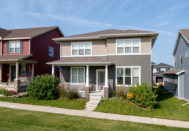 Building Photo - 228 Sugar Maple Ln
