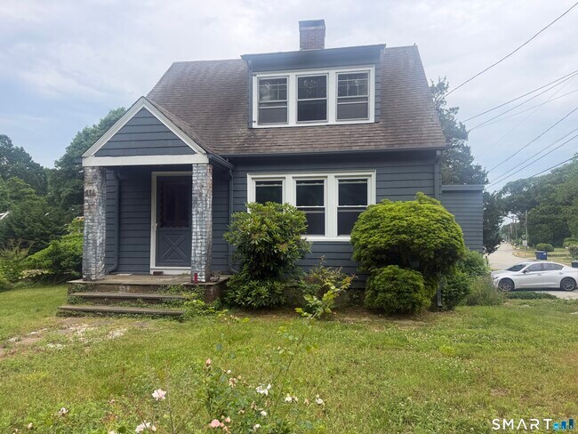 Building Photo - 664 Noank Rd