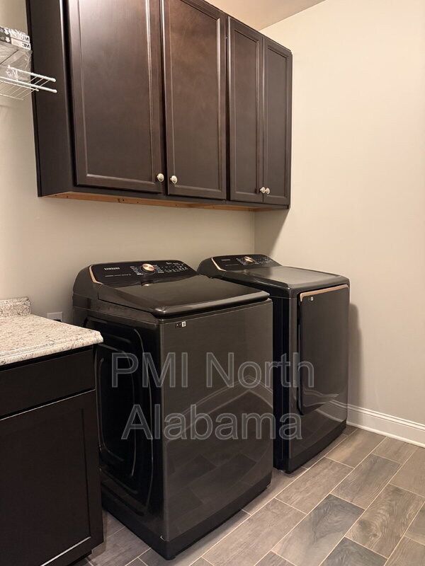 Building Photo - 20 Crimson Cloud SW