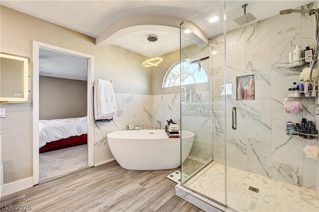 Building Photo - 9748 Cathedral Stairs Ct