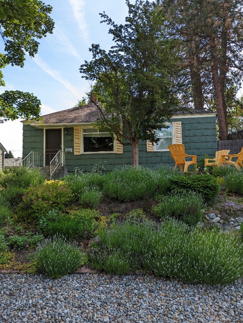 Building Photo - 4914 N Cedar St