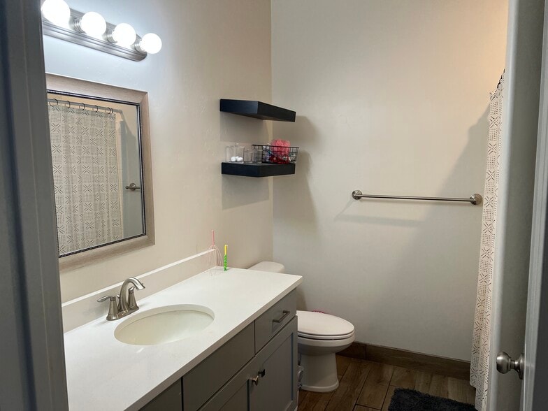 Building Photo - 3549 W 150 N