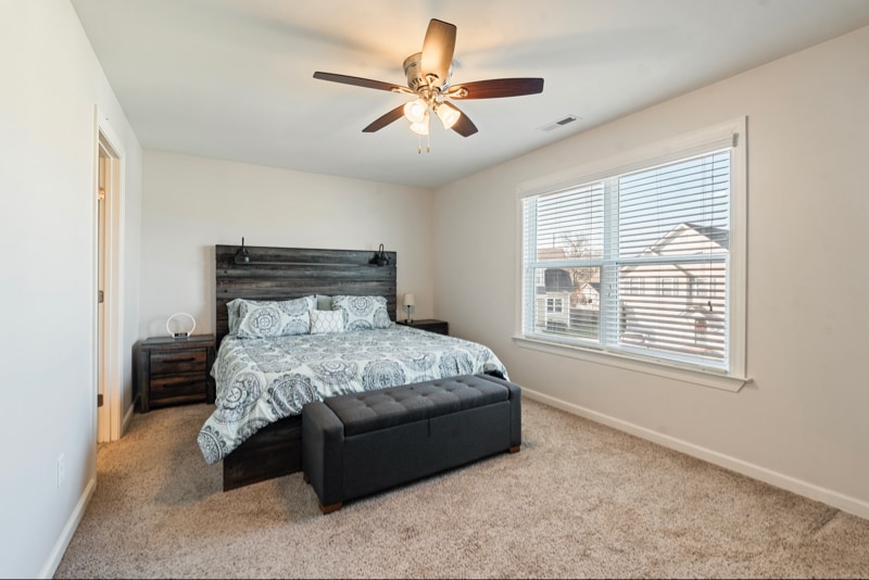 Building Photo - 705 Ellie Dr