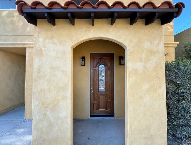 Building Photo - Canyon View Duplex w/ utilities (electric) included