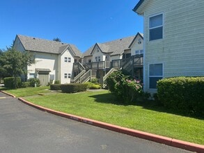 Building Photo - Harvard Street Apartments