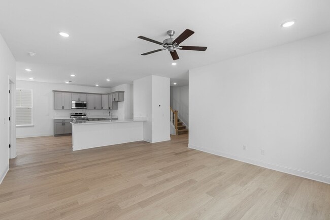 Building Photo - Brand New Home! Convenient Location! RENT TODAY!