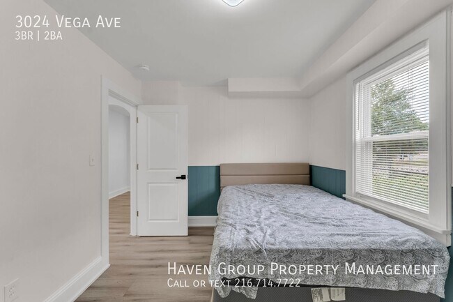 Building Photo - 3024 Vega Ave