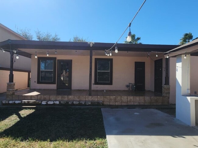 Building Photo - 1021 Savannah Loop