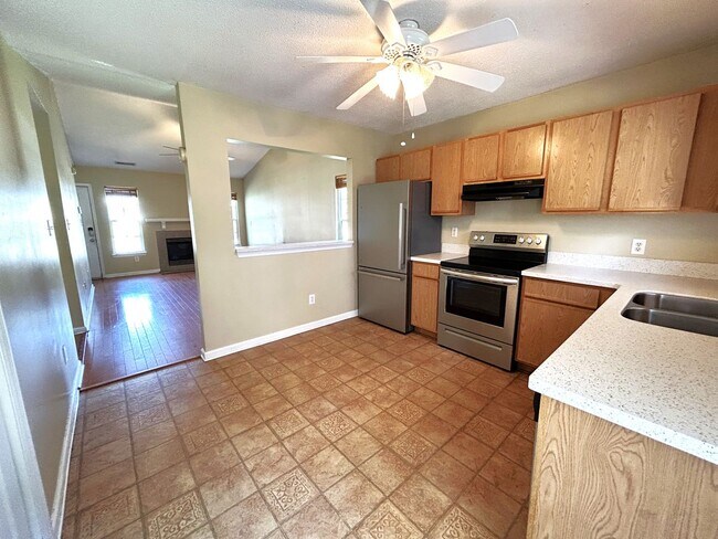 Building Photo - Welcome to Brandymill Lane!