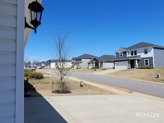 Building Photo - 269 Lavinia Cir