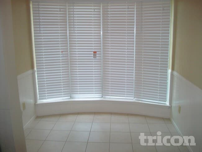 Building Photo - 1703 Sagebrush Trail