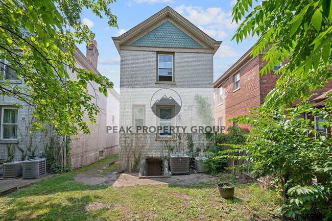 Building Photo - 2316 Chickasaw St