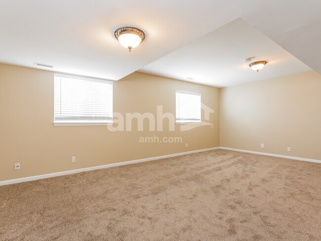 Building Photo - 112 Shawnee Ln