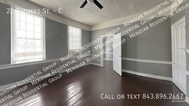 Building Photo - Charming 1BR + Study in Downtown Charleston