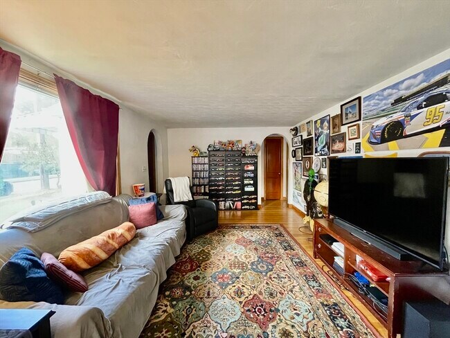 Building Photo - 226 Nevada St