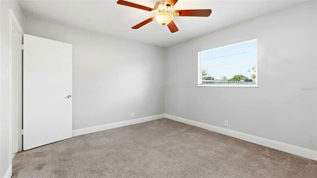 Building Photo - 1131 55th Ave N