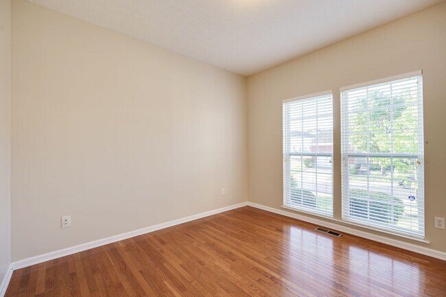 Building Photo - 3594 Armada Dr