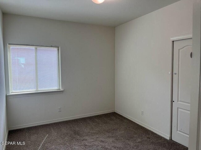 Building Photo - 904 Betton Pl