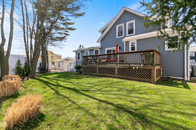 Building Photo - 17 Cedar Terrace