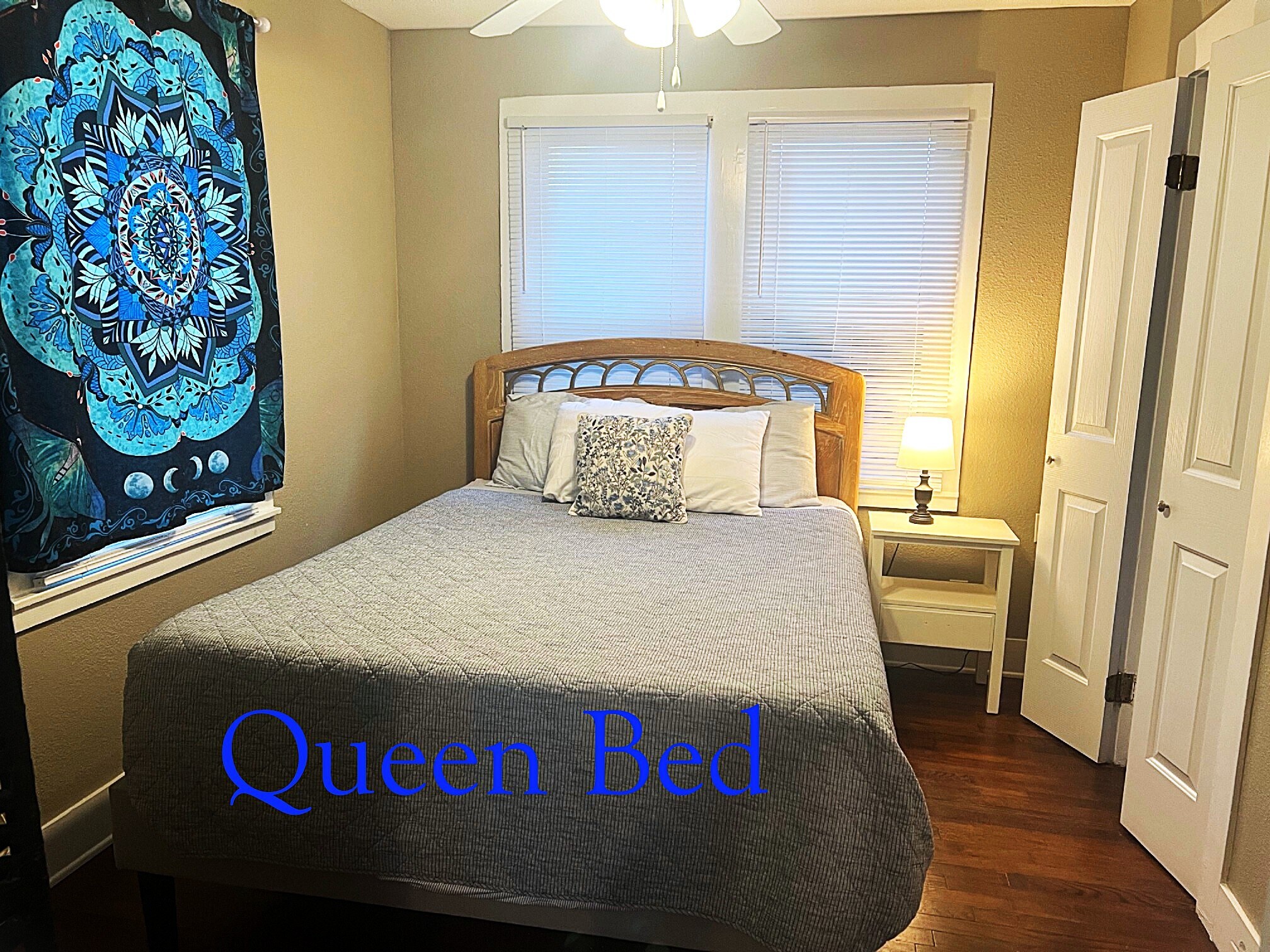 Building Photo - 1600 Belle Pl