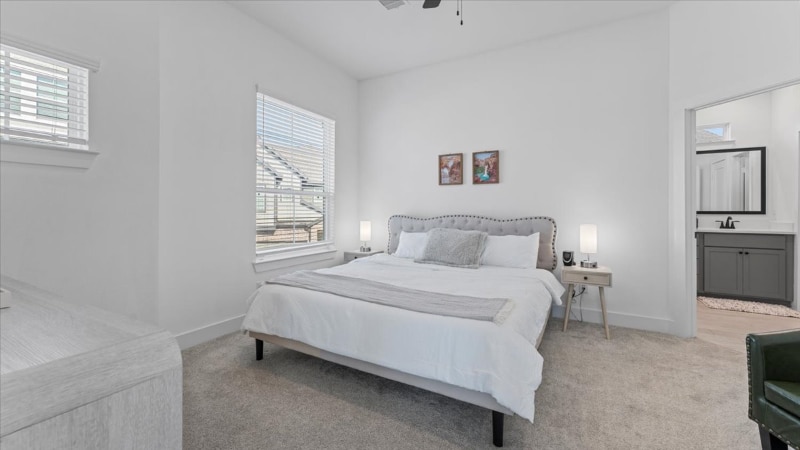 Building Photo - 15147 Colorado Bnd Pk Dr