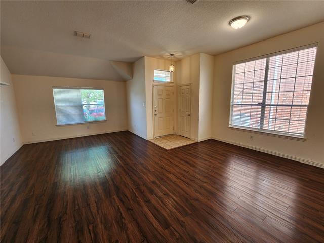 Building Photo - 3216 Chesington Dr