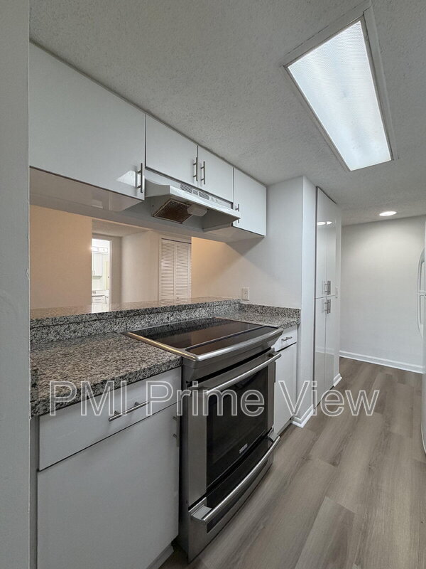 Building Photo - 4401 W McNab Rd