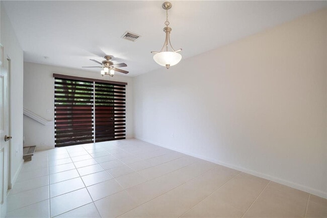 Building Photo - 6373 Landings Way