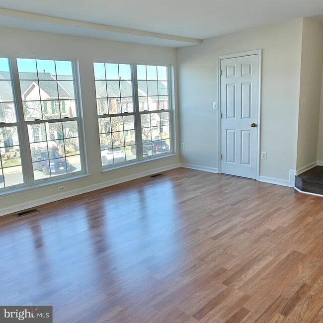 Building Photo - 9279 Kristy Dr