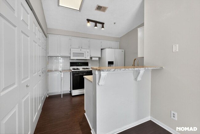 Building Photo - 1483 Keys Crossing Dr NE