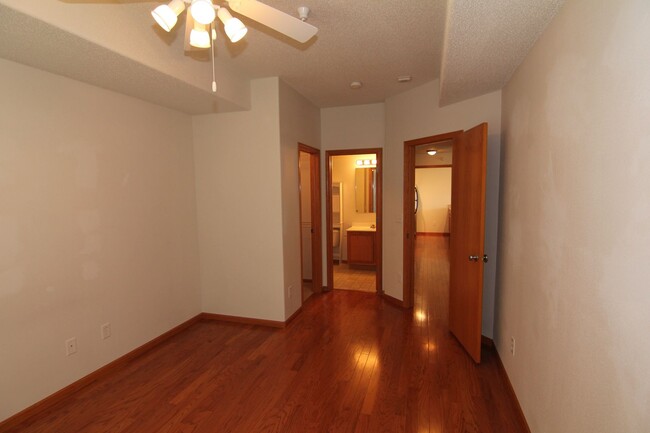 Building Photo - 4385 Berkeley Ln
