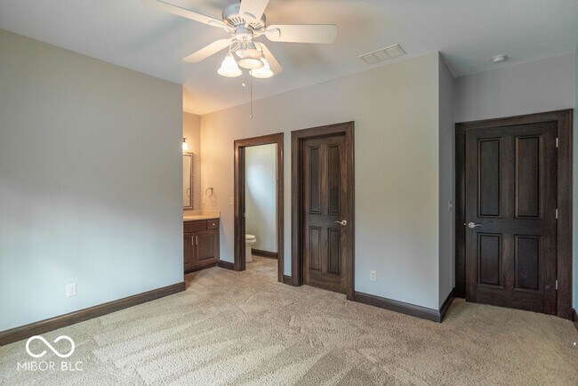 Building Photo - 3000 E County Rd 350 S