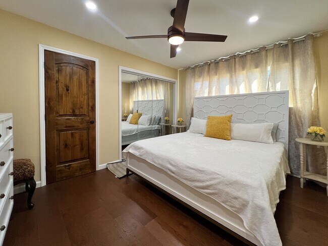 Building Photo - Beautifully Updated, Fully Furnished Napa Home Near Downtown