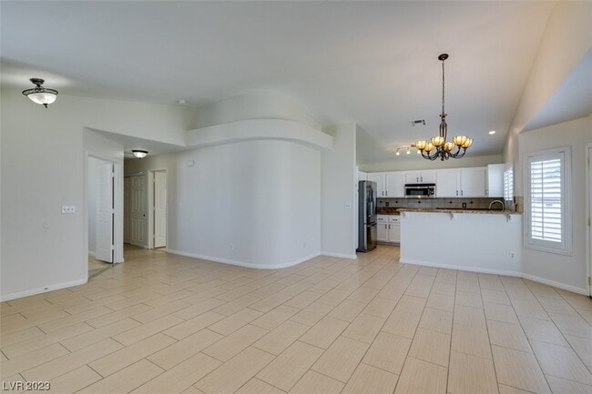 Building Photo - 8000 Tulum Ct