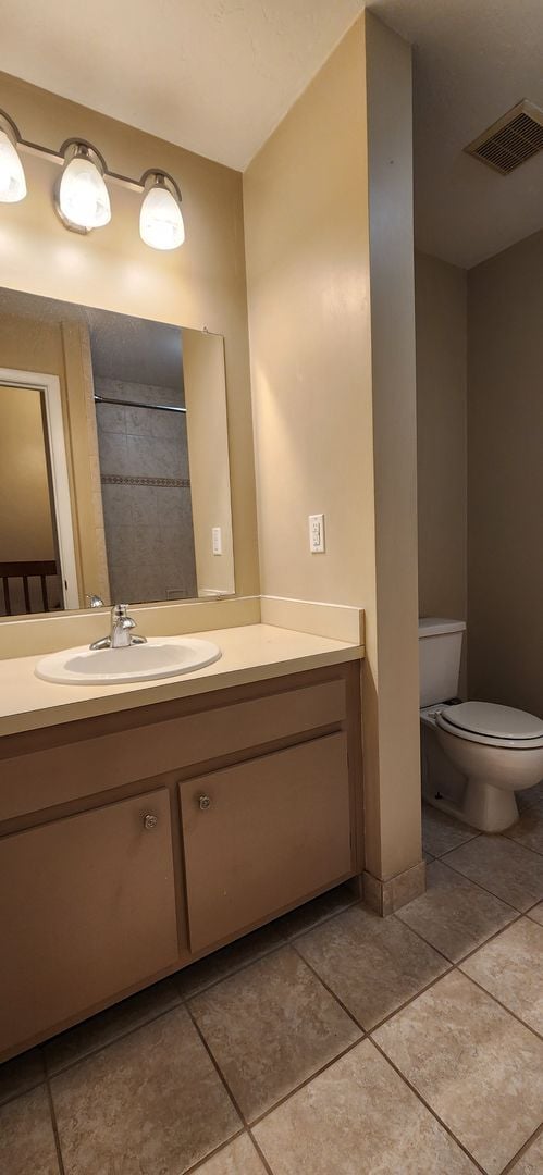 Building Photo - 2 Bed / 2.5 Bath End-Unit Townhome in Mill Run