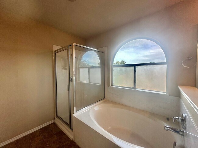 Building Photo - 4 BED 3 BATH IN ROUND ROCK TX