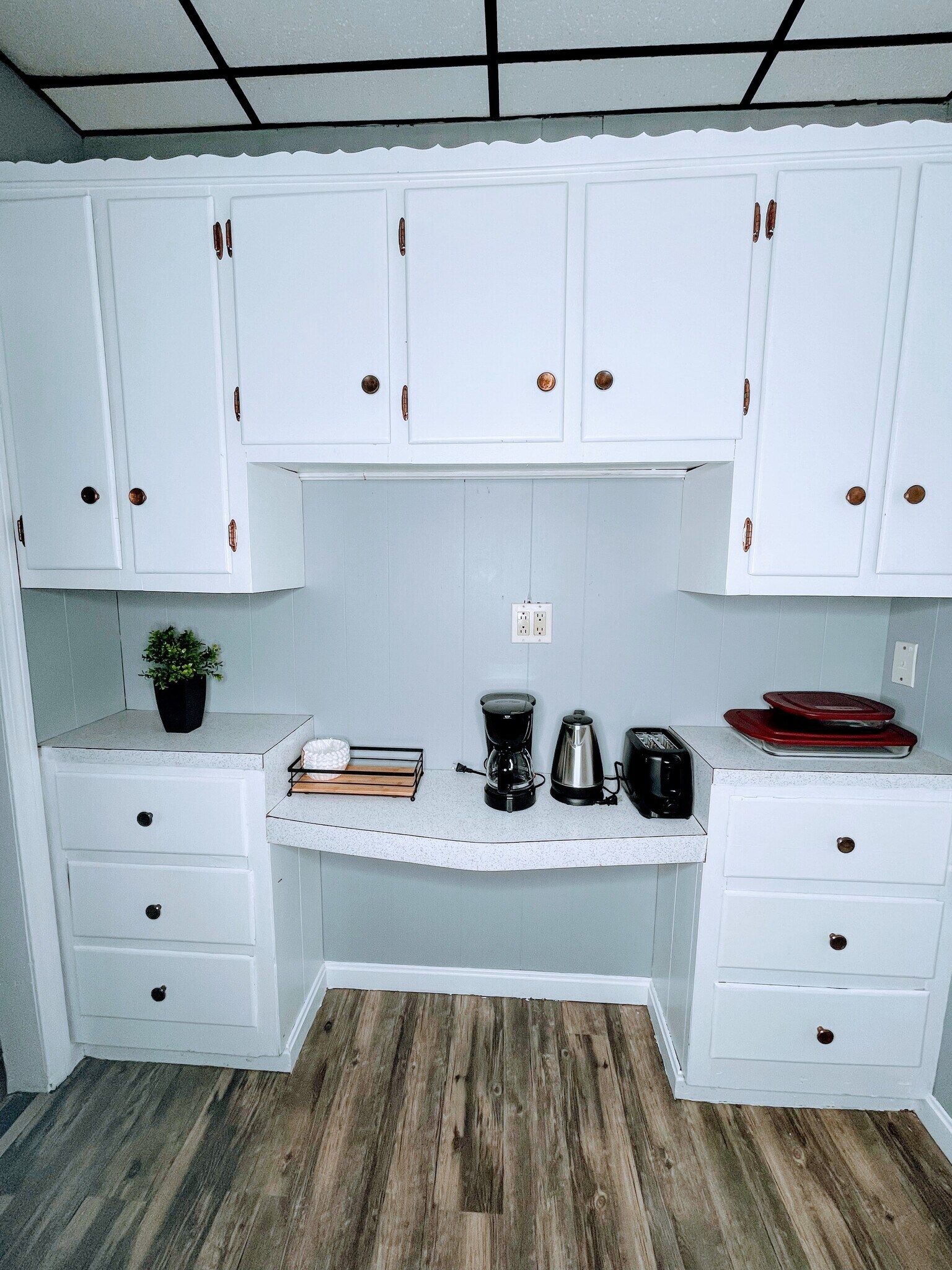 Building Photo - 463 Linden St