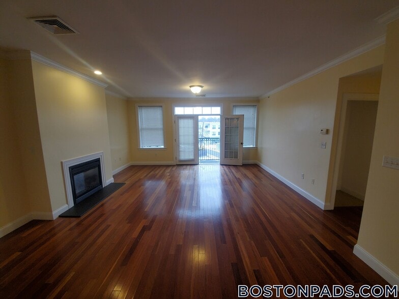 Building Photo - 83 Fairmount Ave