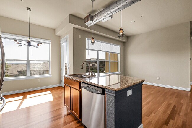 Building Photo - $1,845.00, 1 bed, 1 bath, located in Engle...