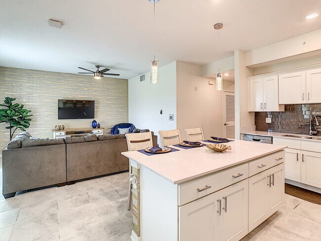Building Photo - 3120 Paradox Cir