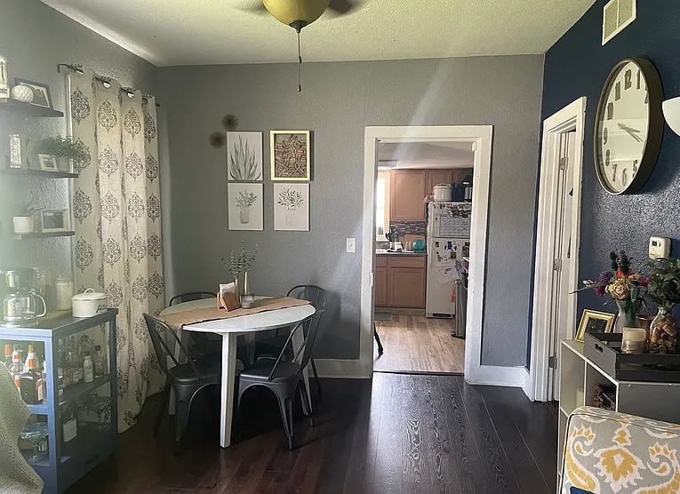 Building Photo - 625 Milwaukee Ave NW