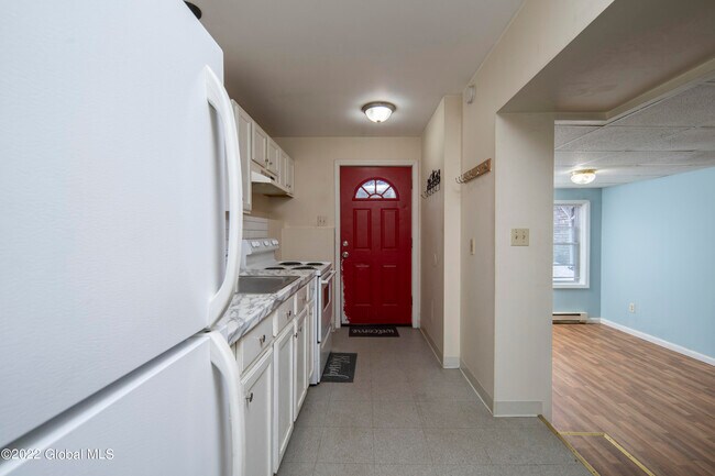 Building Photo - 1261 NY-7