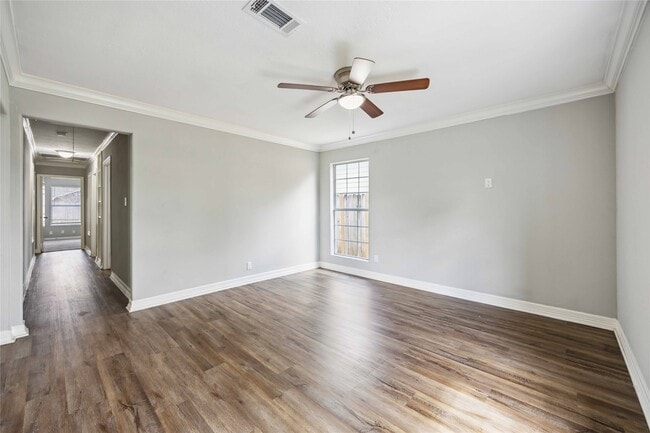 Building Photo - 7150 Mobud Dr