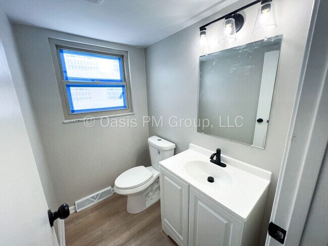 Building Photo - 7035 Rockhaven Pl