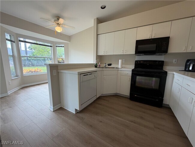 Building Photo - 10904 Regent Cir