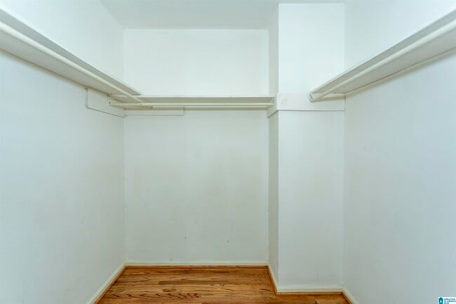 Building Photo - 1928 Indian Lake Dr