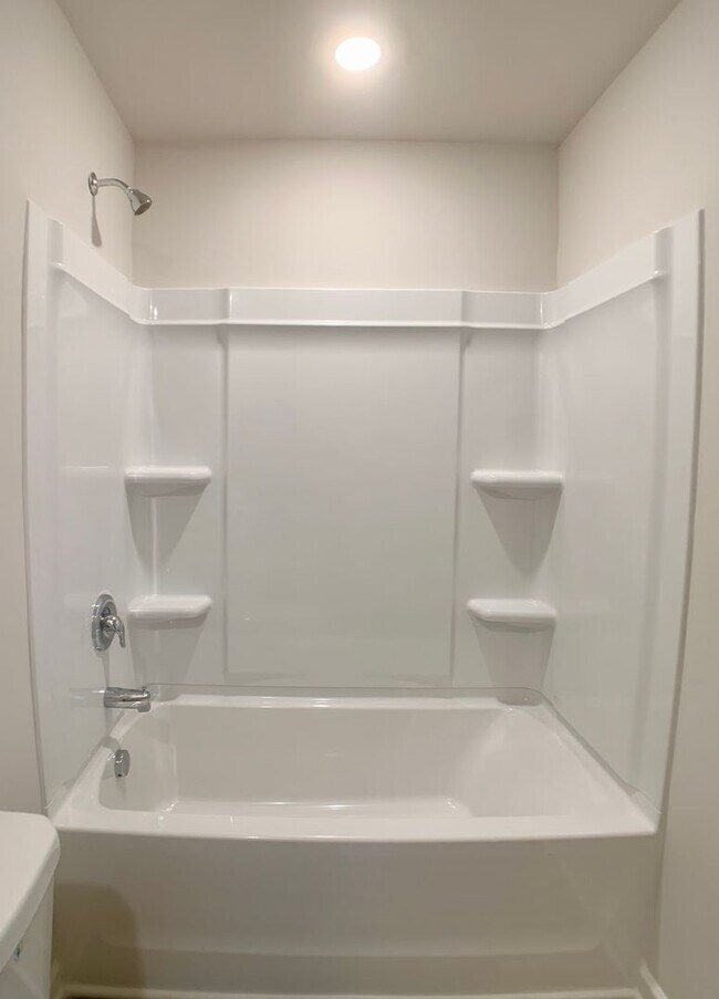 Building Photo - 821 Moray Ln