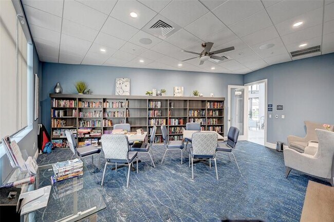 Building Photo - 14773 Cumberland Dr