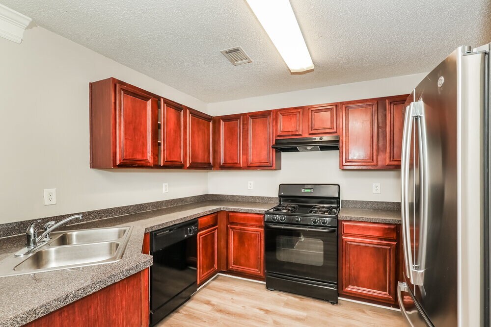 Building Photo - 1906 Dalton Way